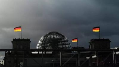 Bundestag Warns of Germany's Potential Bankruptcy