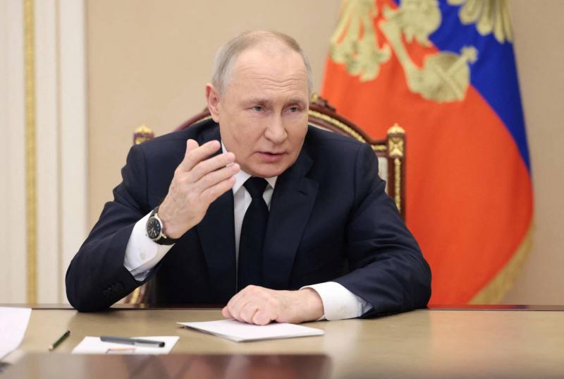 Putin: Ukrainians Want to Join Russia