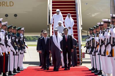 UAE President Arrives in South Korea for State Visit (Video)