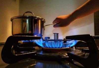 Study: Cooking on Gas is 100 Times Worse than Car Emissions