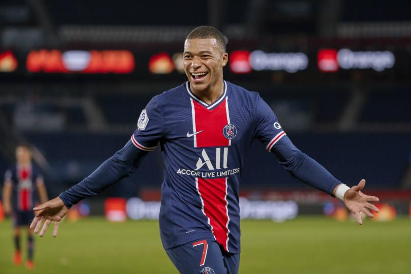Mbappé Refuses Benzema's Legacy at Real Madrid