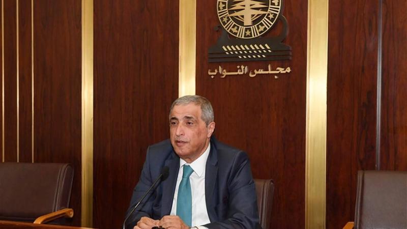 ## Hashim Calls for Assistance in Extinguishing Fires in the South