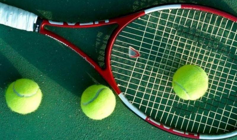 Surprising Victories in the Opening of the Adelaide International Tennis Tournament