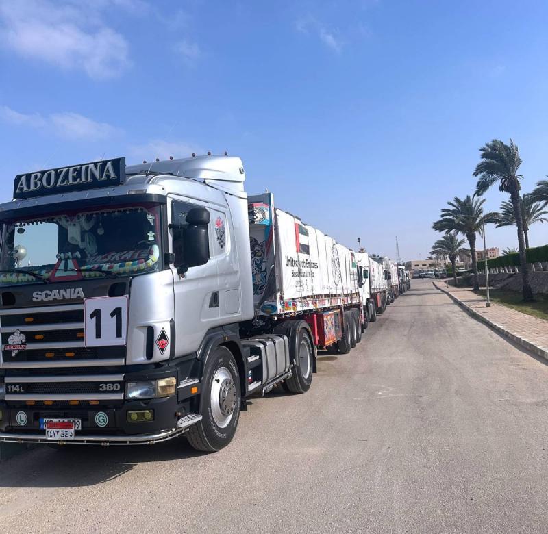 12 UAE Humanitarian Aid Trucks Enter Gaza