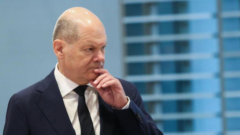 Scholz Expresses Willingness to Consider Italy-Albania Agreement on Migrants