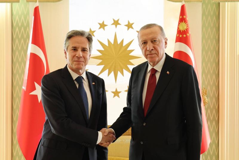 Blinken Meets Erdogan at the Beginning of Diplomatic Tour on Gaza