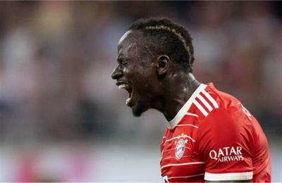 Sadio Mané Selects 3 Legends He Wishes to Play With