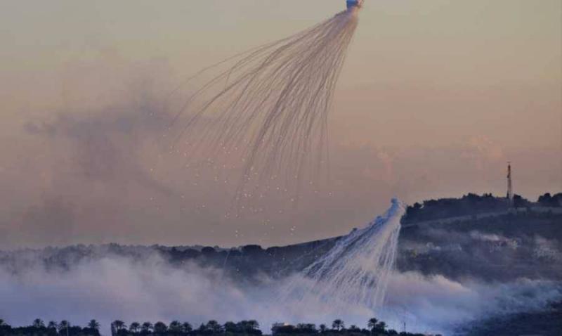 Human Rights Watch: Israel Used White Phosphorus in 17 Towns in Southern Lebanon