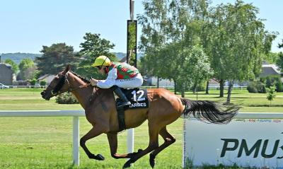 Areej Wins the Al Wathba Cup in France