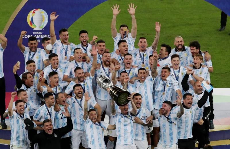 Why Did Messi Invite Argentina Duo to Lift the Trophy?