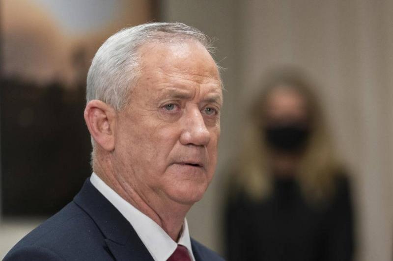 Gantz: Israel Can Destroy Hezbollah's Capabilities and Keep Lebanon in the Dark