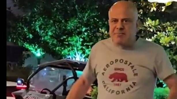 Video: Turk Threatens Gulf Tourists with a Knife