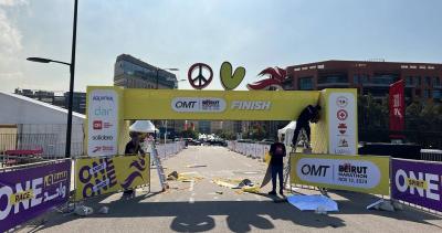 Marathon on Sunday and Professionals Conducted a "Warm-up Run"