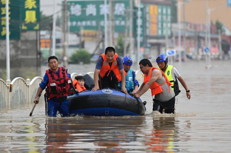 Floods in China: One Dead, Eight Missing