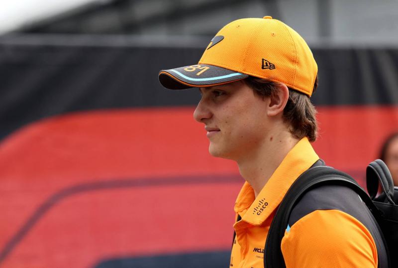 McLaren Extends Piastri's Contract Until 2026