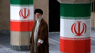 Khamenei: The Suitable Candidate for Presidency is One Who Adheres to the Revolution's Principles