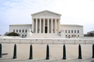 U.S. Supreme Court Limits Federal Agency Powers