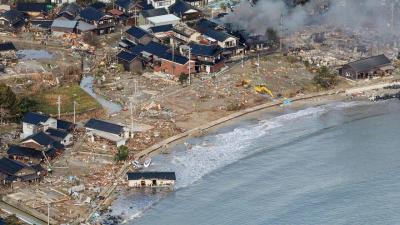Strong Earthquakes Hit Off the Coast of Japan (Video)