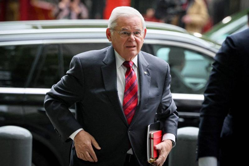 Resignation of American Senator Following Corruption Conviction