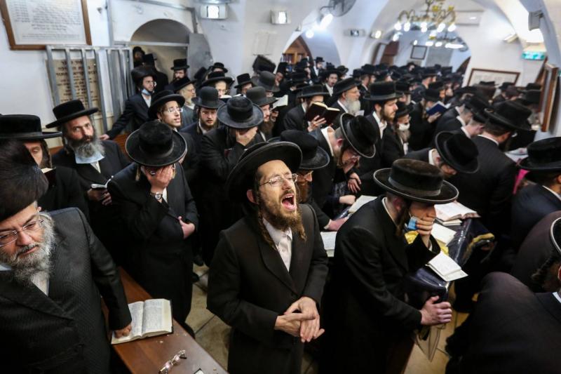 Haredi Youth Assault Israeli Officers