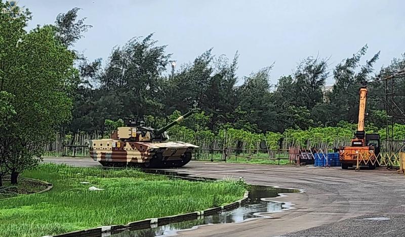 Video: India Unveils Its New Tank!