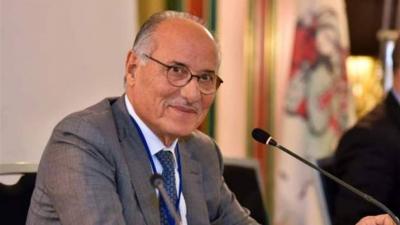 Al-Halabi Discusses Preparations for the Extraordinary Session of Official Exams