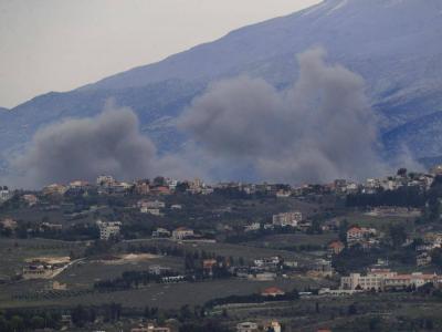Israeli Airstrike Targets the Area Between the Towns of Al-Tayri and Roshaf