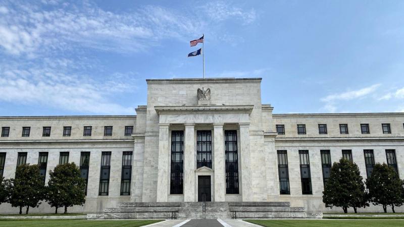 U.S. Federal Reserve Keeps Interest Rates Unchanged