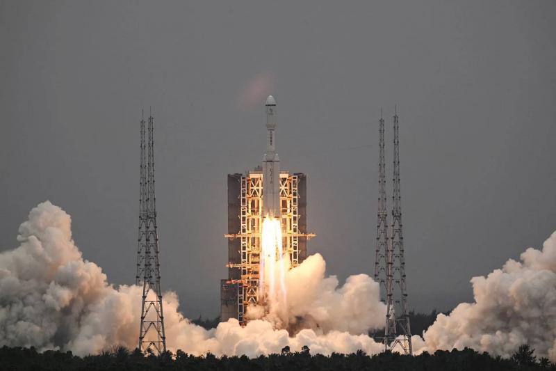 China Launches 4 Satellites from a Barge in the Yellow Sea