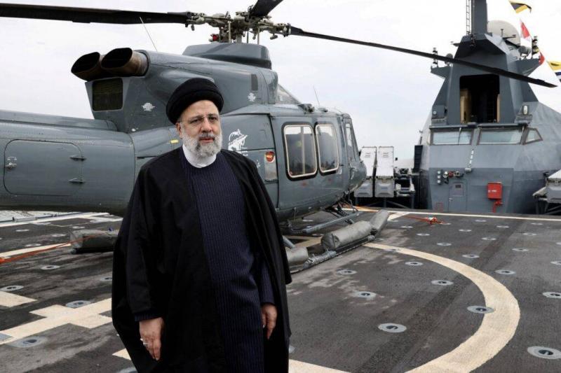 At the Last Moment: One of Raisi's Guards Asked Him 