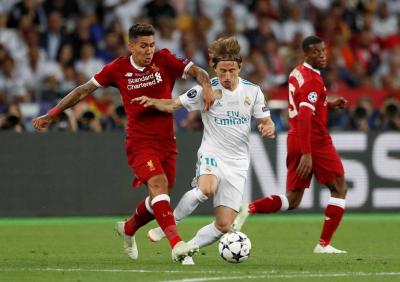 Liverpool Competes with Real Madrid for Kroos' Replacement