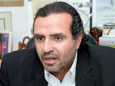 Death of Ezzat El-Alaili's Son Due to Cancer