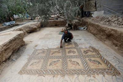Farmer in Gaza Discovers Byzantine Mosaic
