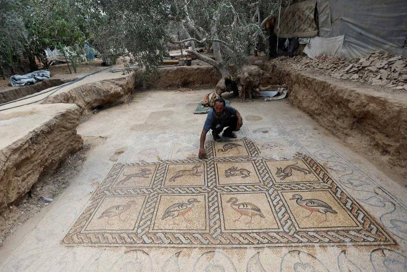 Farmer in Gaza Discovers Byzantine Mosaic