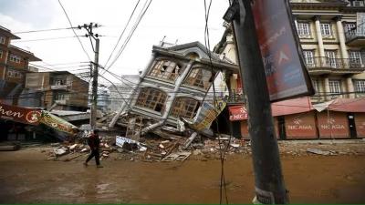 Strong Earthquake Hits Nepal, At Least 128 Killed