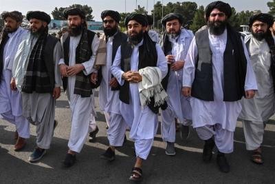 "Taliban" Demands Its Funds... and America Asks About Detainees