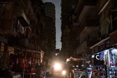 Death of an Egyptian Man Who Fell Asleep in His Car Due to Power Outage