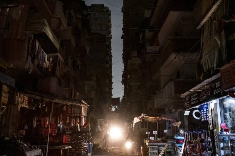 Death of an Egyptian Man Who Fell Asleep in His Car Due to Power Outage