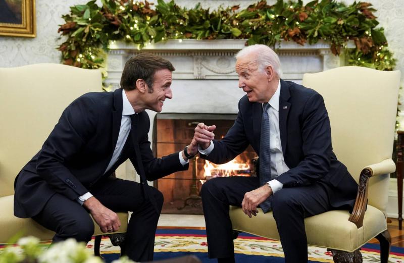 Macron Discusses Situation in Ukraine, Gaza, and Lebanon with Biden