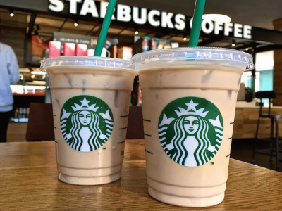 Starbucks Dismisses CEO