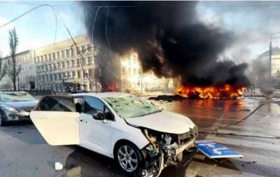 Huge Explosions Rock Kyiv: Is the Capital Under Attack?
