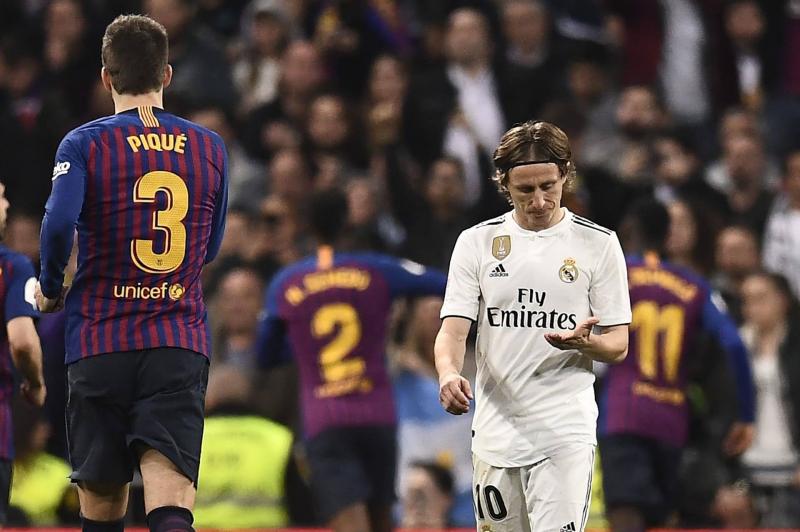 The Earth Classic: A Dilemma for Ancelotti and Changes in Barcelona's Midfield