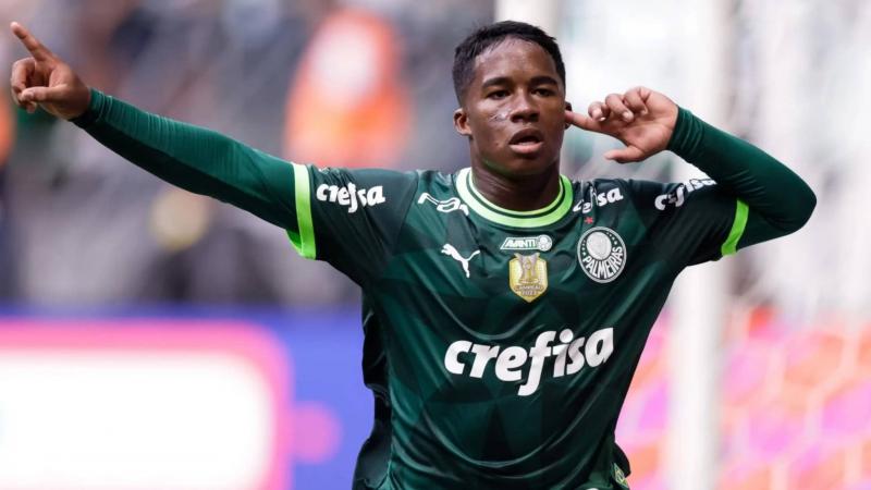 Endrick Bids Farewell to Palmeiras in Tears