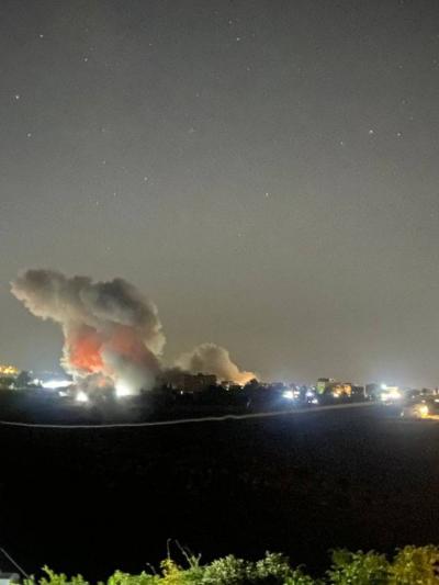 Lebanon: 5 Injured in Airstrike on Town of Hanawayh (Video)
