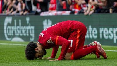 محمد صلاح في تشكيلة مثالية لأغلى لاعبي العالم.. فما هو ترتيبه؟