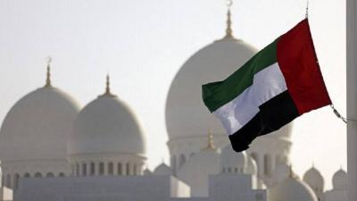 احتفاء إماراتي بنجاح مهمة 