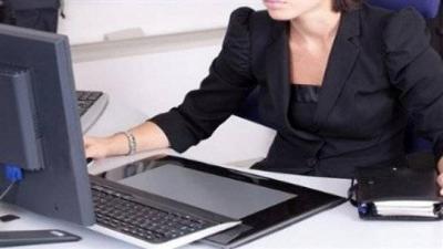 حلول الحكومة تفشل في إعادة موظفي القطاع العام إلى عملهم