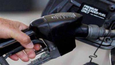انخفاض في أسعار المحروقات