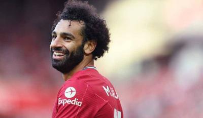 أسطورة توتنهام: لا يمكن ترك صلاح يرحل مجانا