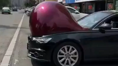 "Pregnant Cars" in China... What's the Story? (Video)